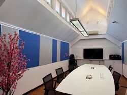 Club Street (D1), Office #563159441